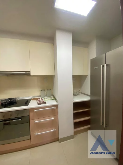unit 3 Bedrooms  Condominium For Rent & Sale in Sukhumvit, Bangkok  near BTS On Nut (AA46495)