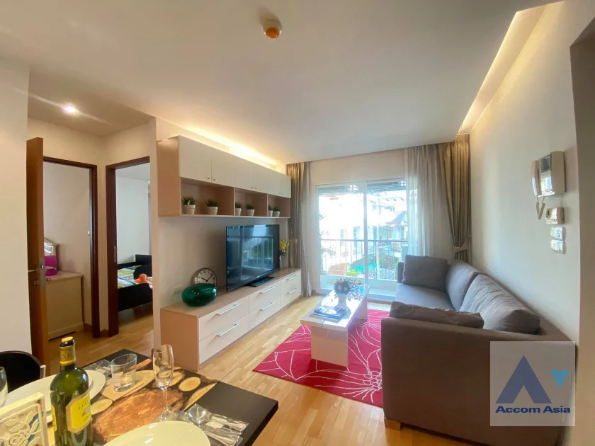 unit 3 Bedrooms  Condominium For Rent & Sale in Sukhumvit, Bangkok  near BTS On Nut (AA46495)