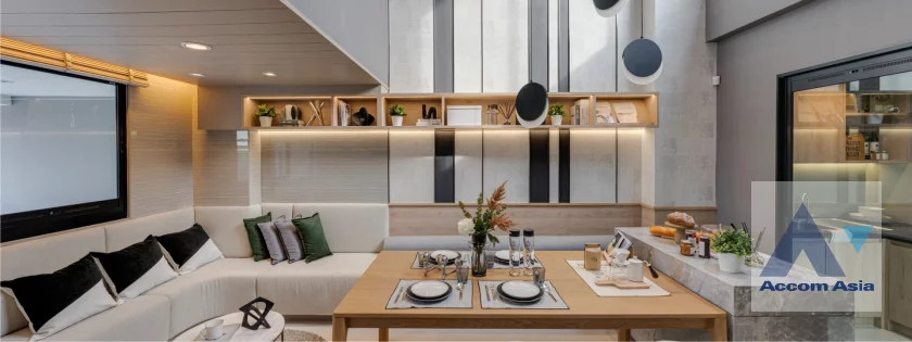 unit 3 Bedrooms  Townhouse For Sale in Krungthep Kreetha, Bangkok  (AA46496)