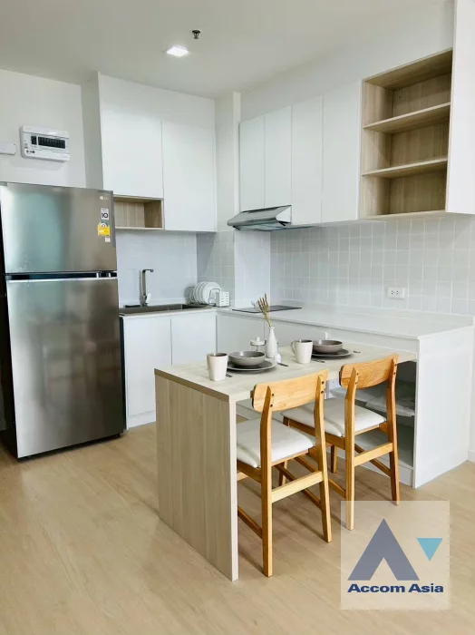 6  2 br Condominium For Rent in Silom ,Bangkok BTS Surasak at Sathorn House AA46500