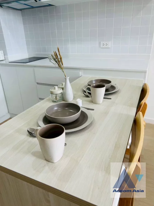 4  2 br Condominium For Rent in Silom ,Bangkok BTS Surasak at Sathorn House AA46500