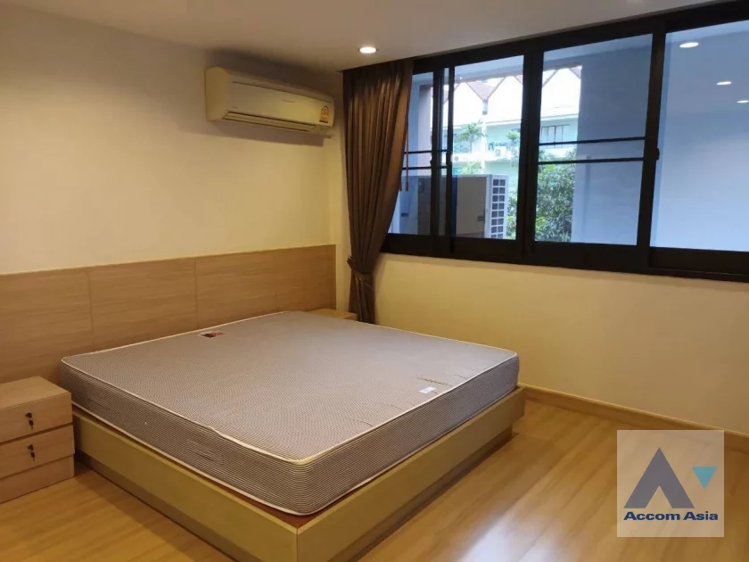 11  2 br Apartment For Rent in Sukhumvit ,Bangkok BTS Asok - MRT Sukhumvit at Spacious Room AA46507
