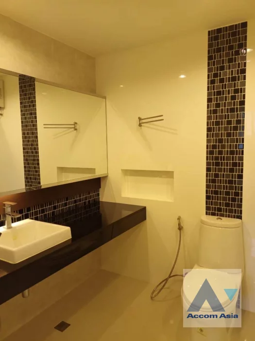 14  2 br Apartment For Rent in Sukhumvit ,Bangkok BTS Asok - MRT Sukhumvit at Spacious Room AA46507