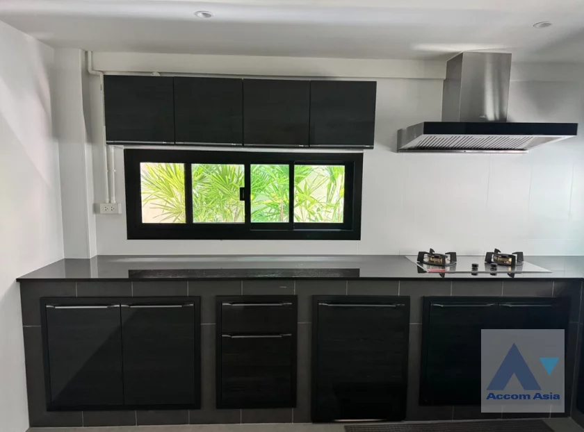 11  1 br House For Rent in Sukhumvit ,Bangkok BTS Bang Chak AA46508