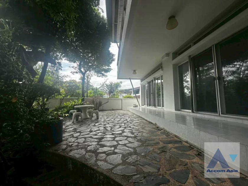 52  5 br House for rent and sale in Pattanakarn ,Bangkok BTS On Nut at Panya Pattanakarn Village AA46509
