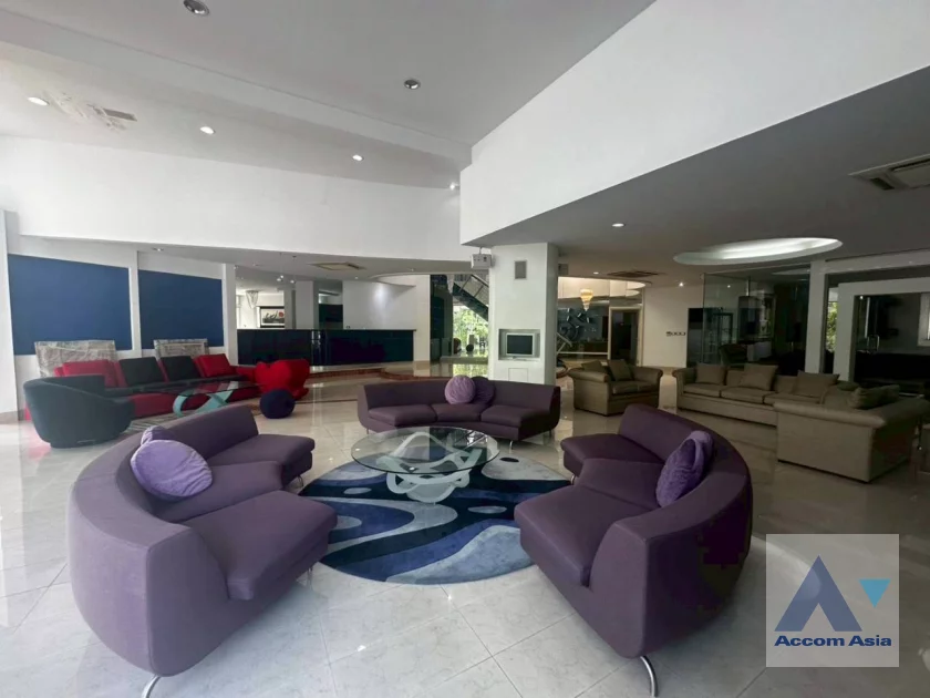  1  5 br House for rent and sale in Pattanakarn ,Bangkok BTS On Nut at Panya Pattanakarn Village AA46509