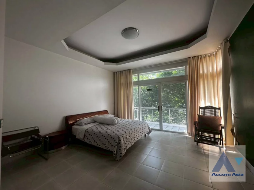 29  5 br House for rent and sale in Pattanakarn ,Bangkok BTS On Nut at Panya Pattanakarn Village AA46509