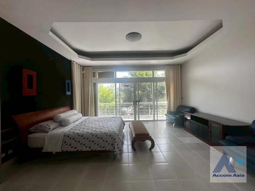 23  5 br House for rent and sale in Pattanakarn ,Bangkok BTS On Nut at Panya Pattanakarn Village AA46509