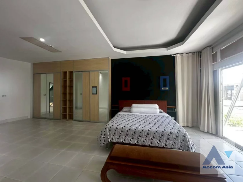 22  5 br House for rent and sale in Pattanakarn ,Bangkok BTS On Nut at Panya Pattanakarn Village AA46509