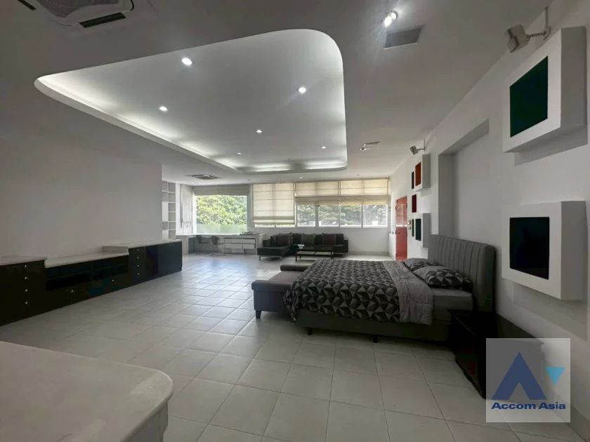 34  5 br House for rent and sale in Pattanakarn ,Bangkok BTS On Nut at Panya Pattanakarn Village AA46509