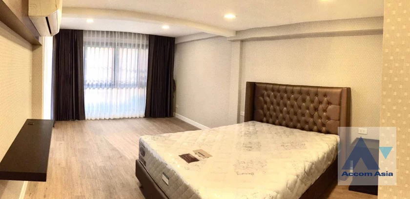 7  3 br Townhouse For Rent in Sukhumvit ,Bangkok BTS Ekkamai AA46514