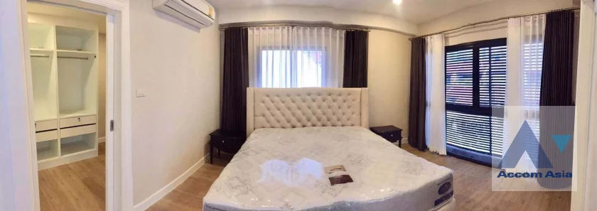 8  3 br Townhouse For Rent in Sukhumvit ,Bangkok BTS Ekkamai AA46514
