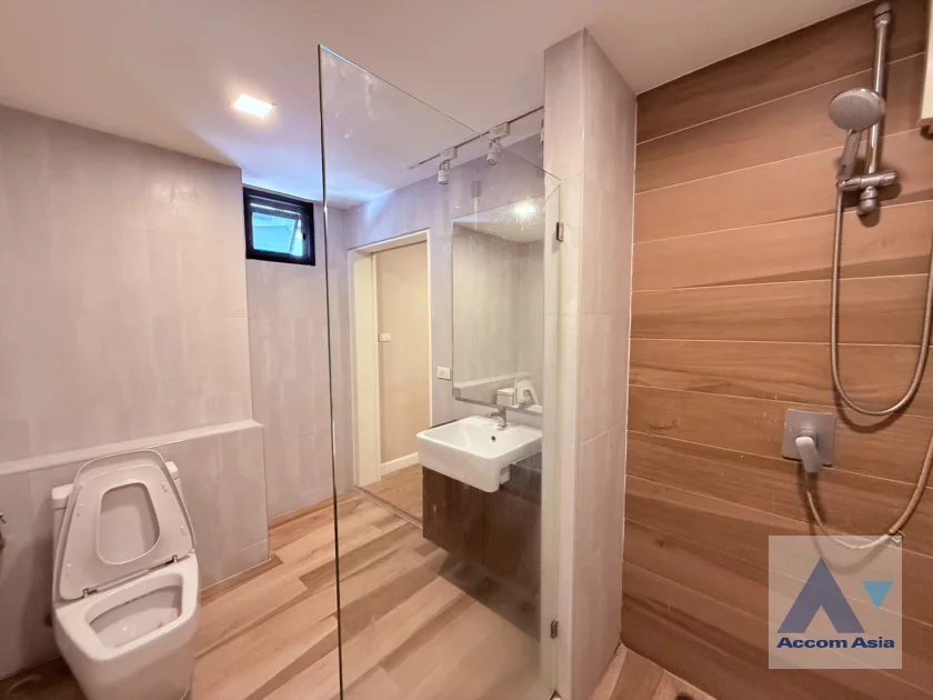 30  3 br Townhouse For Rent in Sukhumvit ,Bangkok BTS Ekkamai AA46514