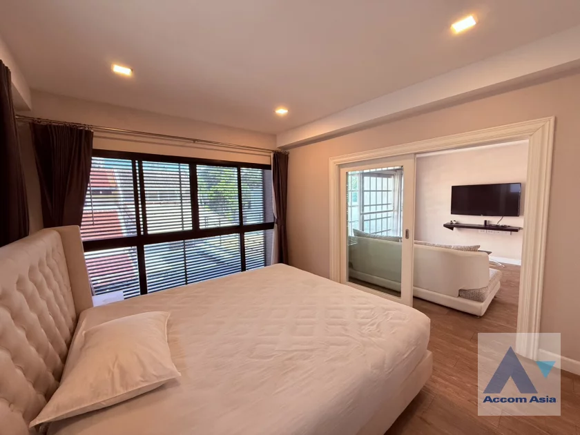23  3 br Townhouse For Rent in Sukhumvit ,Bangkok BTS Ekkamai AA46514