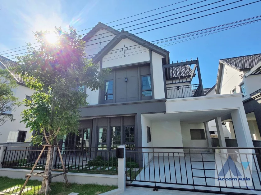  2  4 br House for rent and sale in Samutprakan ,Samutprakan  at Centro Bangna AA46519