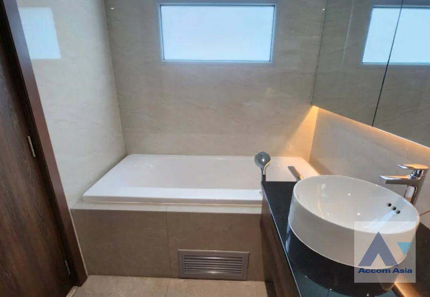 6  3 br Condominium For Sale in Sathorn ,Bangkok BRT Technic Krungthep at The Star Estate At Narathiwas AA46522