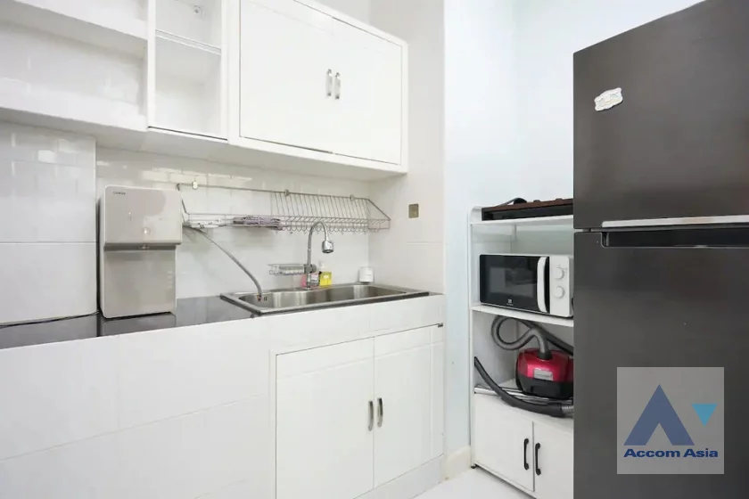 20  4 br Townhouse For Sale in Ratchadaphisek ,Bangkok MRT Huai Khwang AA46523