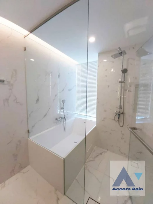 6  2 br Condominium For Rent in Sukhumvit ,Bangkok MRT Queen Sirikit National Convention Center at Siamese Exclusive Queens AA46526