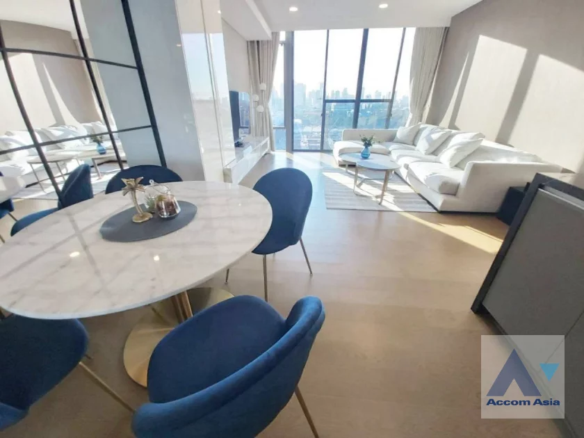 unit 2 Bedrooms  Condominium For Rent in Sukhumvit, Bangkok  near MRT Queen Sirikit National Convention Center (AA46526)