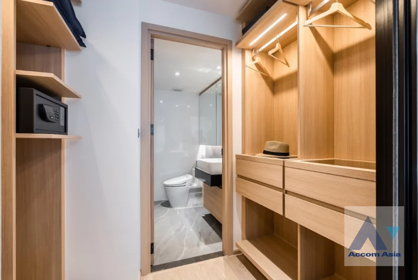 12  2 br Apartment for rent and sale in Sukhumvit ,Bangkok BTS Ekkamai at Luxury apartment AA46527