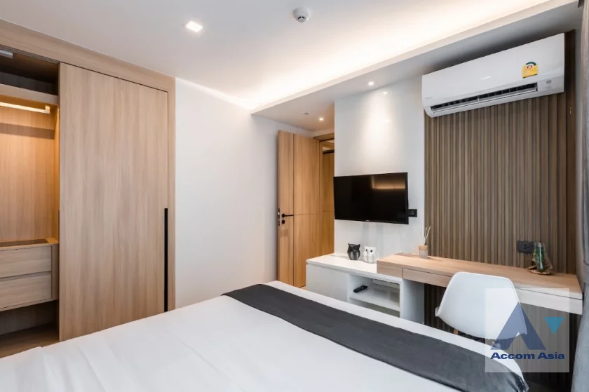 10  2 br Apartment for rent and sale in Sukhumvit ,Bangkok BTS Ekkamai at Luxury apartment AA46527