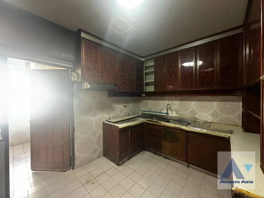 6  3 br Condominium For Sale in Sathorn ,Bangkok MRT Lumphini at Siam Penthouse 2 AA46531