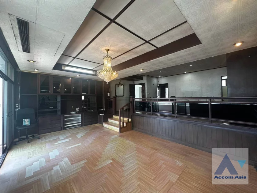  2  3 br Condominium For Sale in Sathorn ,Bangkok MRT Lumphini at Siam Penthouse 2 AA46531