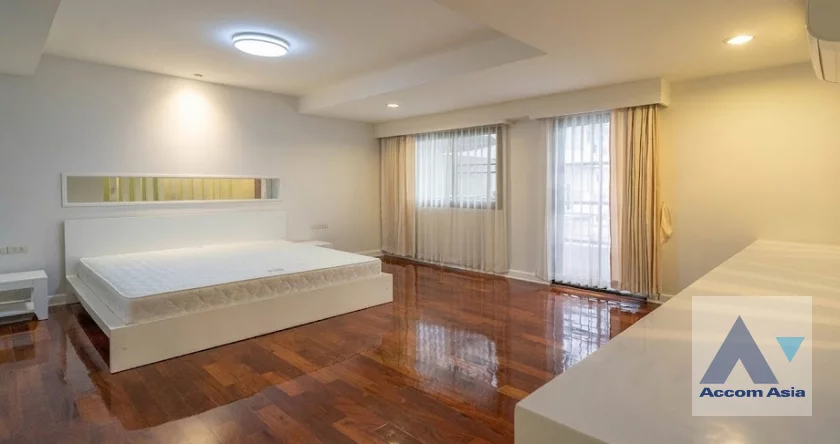 unitPet friendly |  3 Bedrooms  Apartment For Rent & Sale in Sukhumvit, Bangkok  near BTS Asok - MRT Sukhumvit (AA46532)