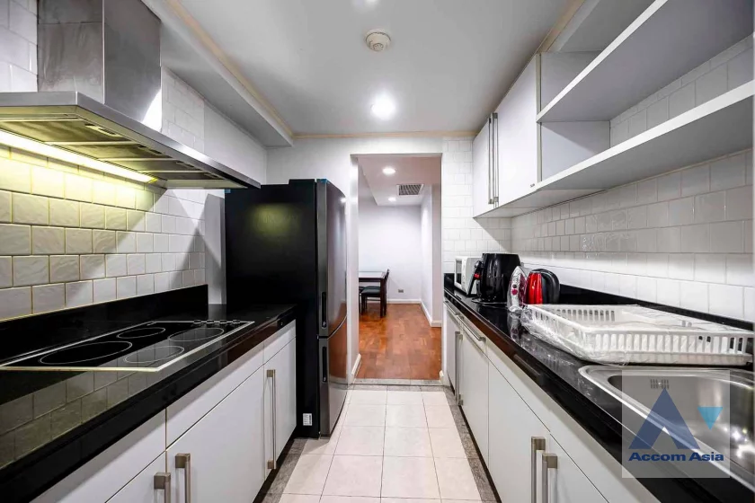5  2 br Condominium For Rent in Ploenchit ,Bangkok BTS Ploenchit at Baan Siri Ruedee AA46533