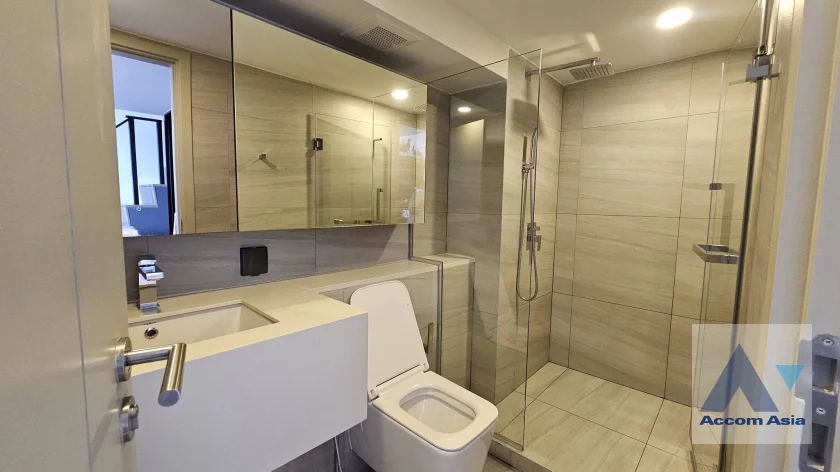 10  2 br Condominium For Sale in Silom ,Bangkok  at Park Origin Chula Samyan AA46534