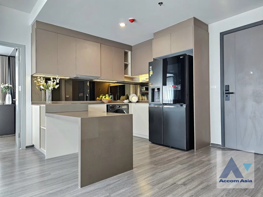  1  2 br Condominium For Sale in Silom ,Bangkok MRT Sam Yan at Ideo Chula-Silom AA46535