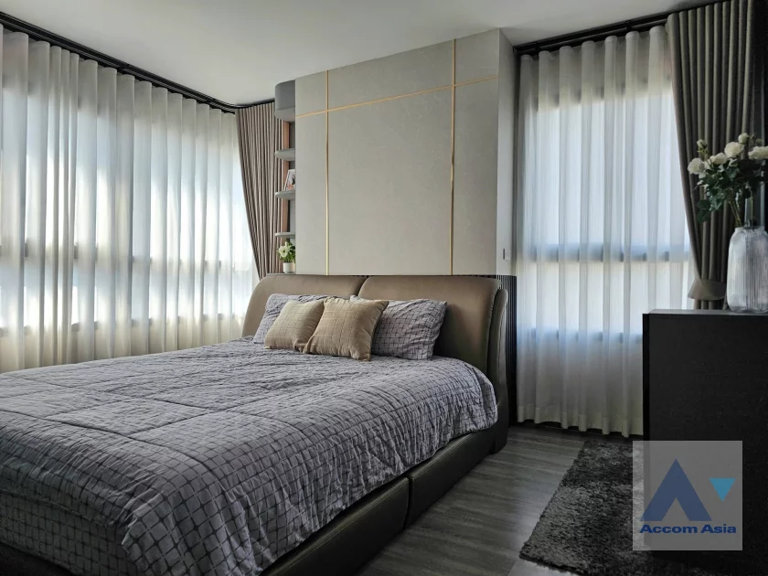 10  2 br Condominium For Sale in Silom ,Bangkok MRT Sam Yan at Ideo Chula-Silom AA46535