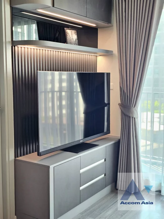 13  2 br Condominium For Sale in Silom ,Bangkok MRT Sam Yan at Ideo Chula-Silom AA46535