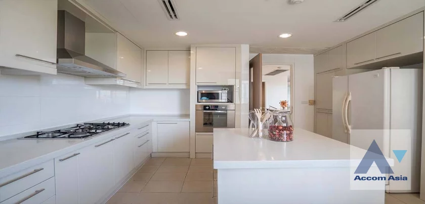  1  3 br Apartment for rent and sale in Sukhumvit ,Bangkok BTS Ekkamai at Low-rise Apartment, Only 1,000m to BTS AA46539