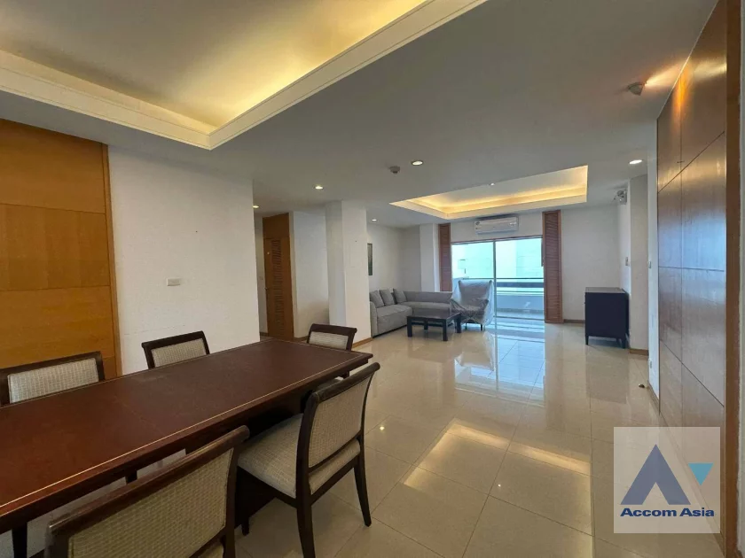 5  3 br Apartment For Rent in Sathorn ,Bangkok MRT Lumphini at Cozy and Convenient Apartment Near Garden Intl AA46540