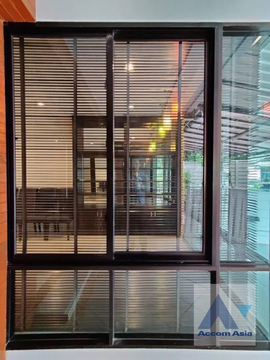 8  3 br Townhouse For Rent in Pattanakarn ,Bangkok BTS On Nut at Areeya Mandarina 77 AA46547