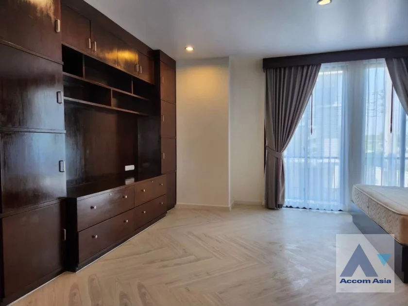 17  3 br Townhouse For Rent in Pattanakarn ,Bangkok BTS On Nut at Areeya Mandarina 77 AA46547