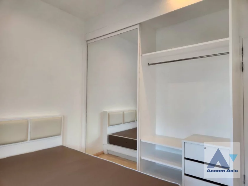 20  3 br Townhouse For Rent in Pattanakarn ,Bangkok BTS On Nut at Areeya Mandarina 77 AA46547