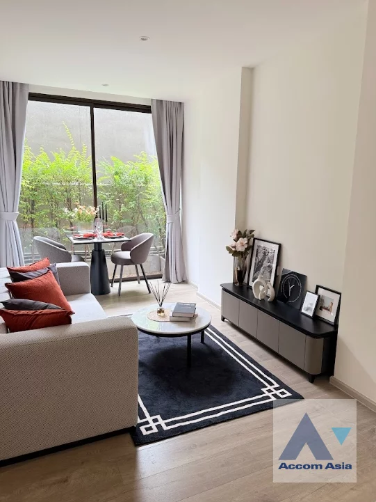 unit 1 Bedroom  Condominium For Rent & Sale in Sukhumvit, Bangkok  near BTS Asok (AA46549)