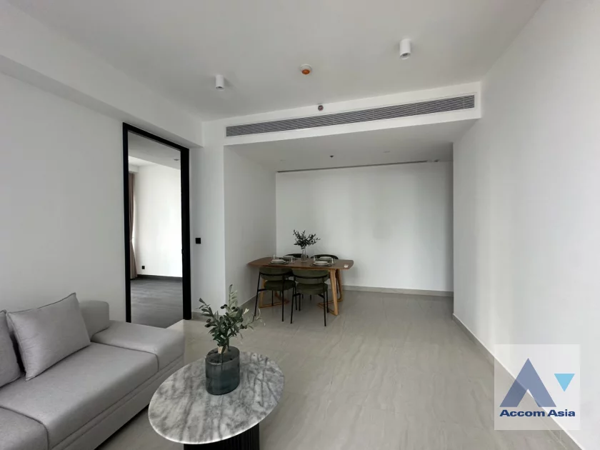 unit 2 Bedrooms  Condominium For Rent in Sathorn, Bangkok  near BTS Chong Nonsi (AA46553)