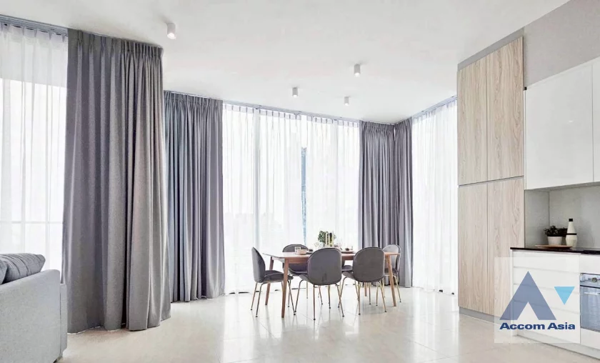 unitPet friendly |  2 Bedrooms  Condominium For Rent & Sale in Sathorn, Bangkok  near BTS Chong Nonsi (AA46567)