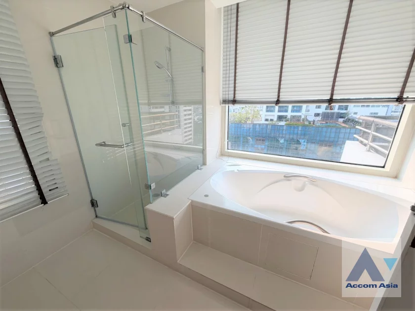 11  3 br Apartment For Rent in Sukhumvit ,Bangkok BTS Phrom Phong at High-Rise Residence , Ideal for Families AA46584