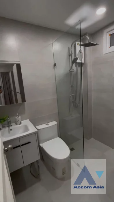7  4 br House For Rent in Sukhumvit ,Bangkok BTS On Nut AA46588
