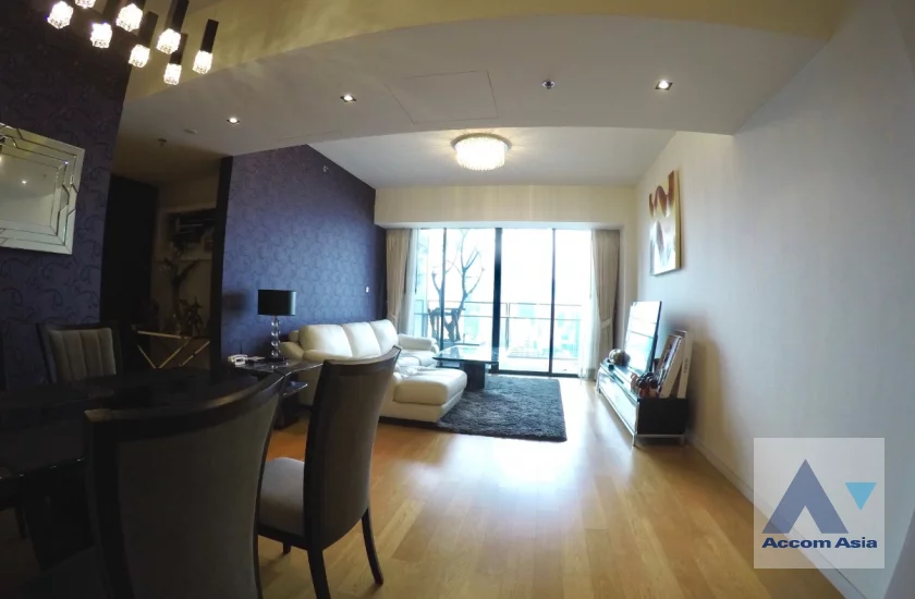 unit 2 Bedrooms  Condominium For Rent & Sale in Sathorn, Bangkok  near BTS Chong Nonsi - MRT Lumphini (AA46594)