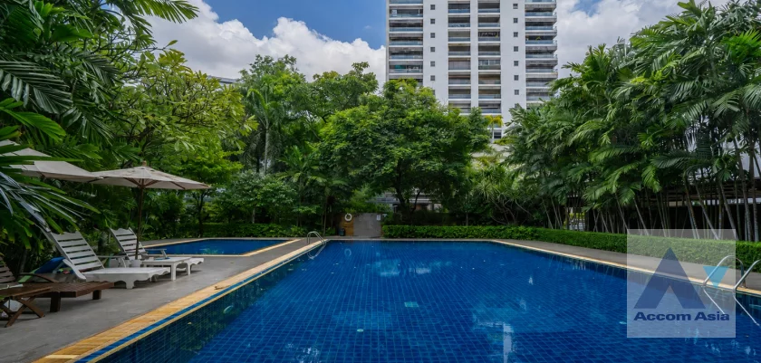 unit 3 Bedrooms  Apartment For Rent & Sale in Sathorn, Bangkok  near MRT Lumphini - BTS Sala Daeng (AA46597)