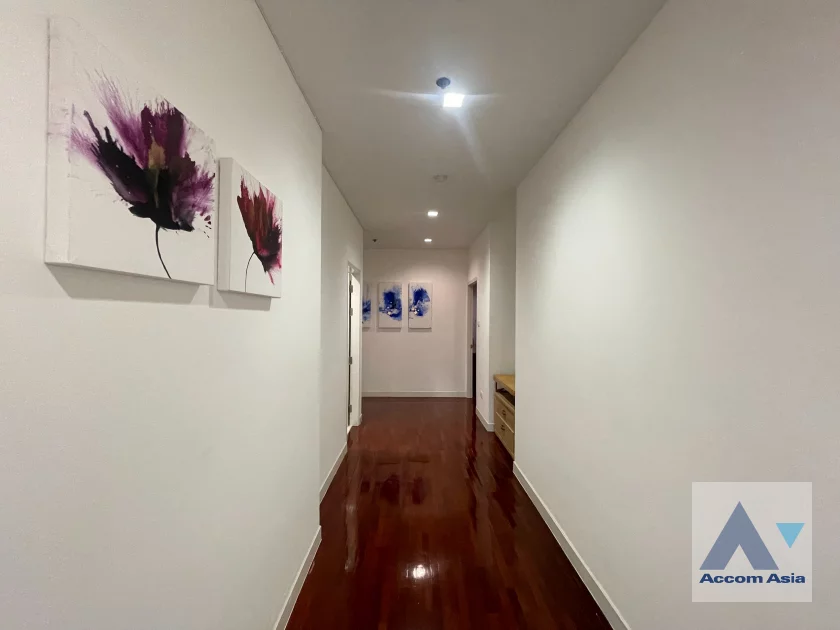 23  4 br Condominium For Rent in Sathorn ,Bangkok MRT Khlong Toei at Suwansawat Condo AA46598