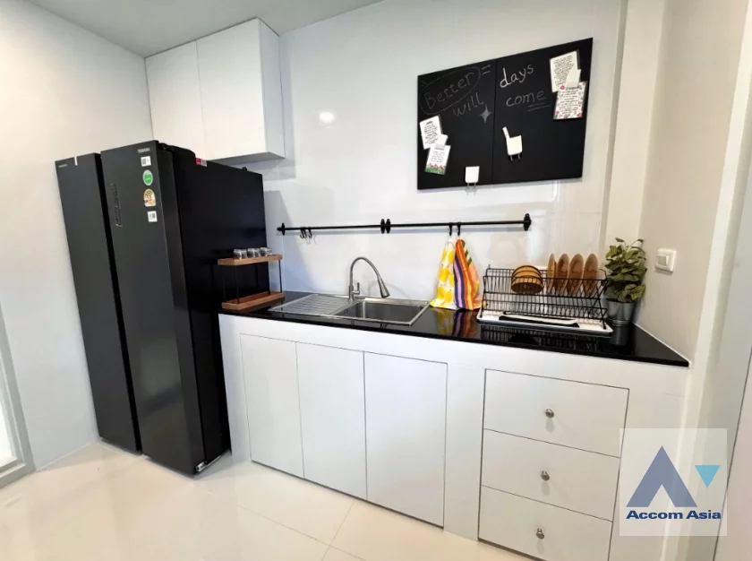 11  4 br House For Rent in Samutprakan ,Samutprakan  at Centro Bangna Phase 2 AA46605