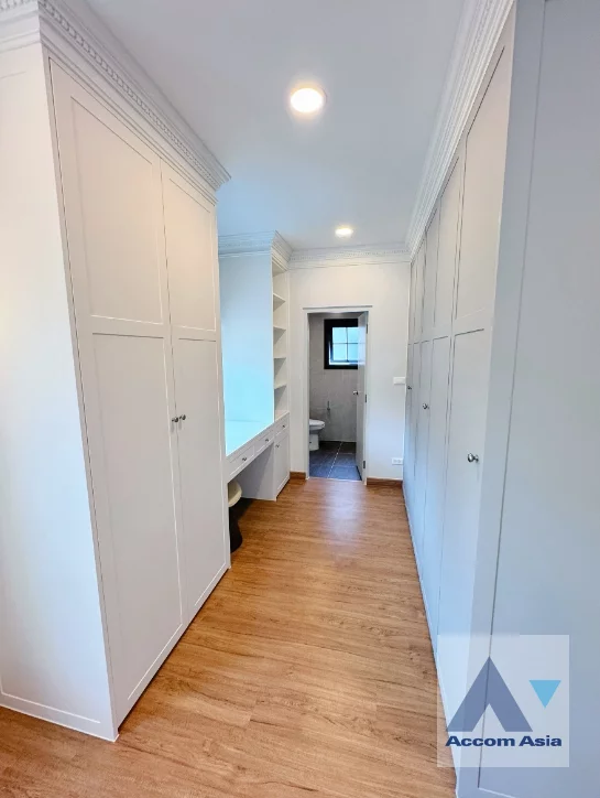 26  4 br House For Rent in Samutprakan ,Samutprakan  at Centro Bangna Phase 2 AA46605