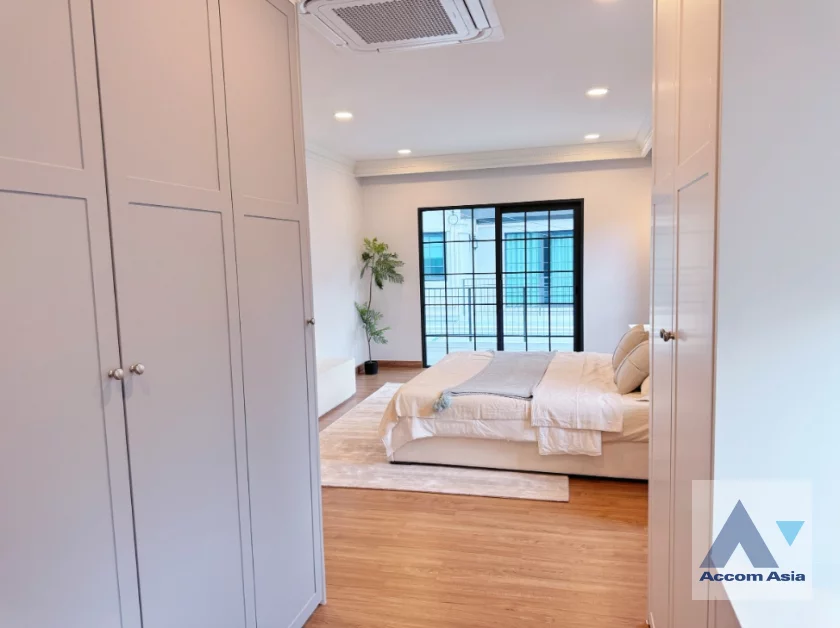 17  4 br House For Rent in Samutprakan ,Samutprakan  at Centro Bangna Phase 2 AA46605