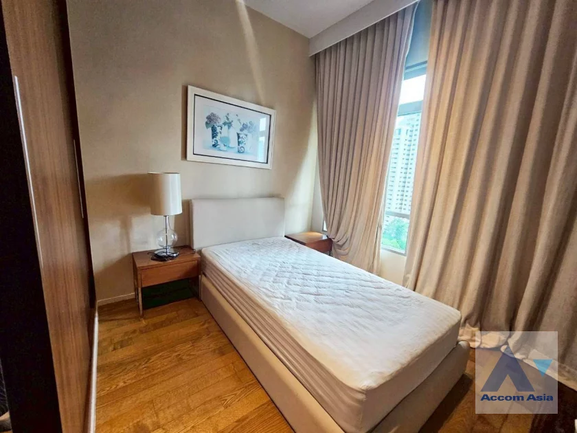 8  3 br Condominium For Sale in Sukhumvit ,Bangkok BTS Phrom Phong at The Madison AA46606